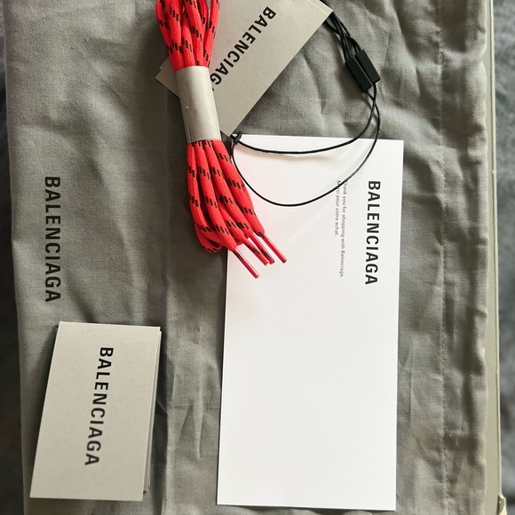 Balenciaga Runners - Picture 3 of 4